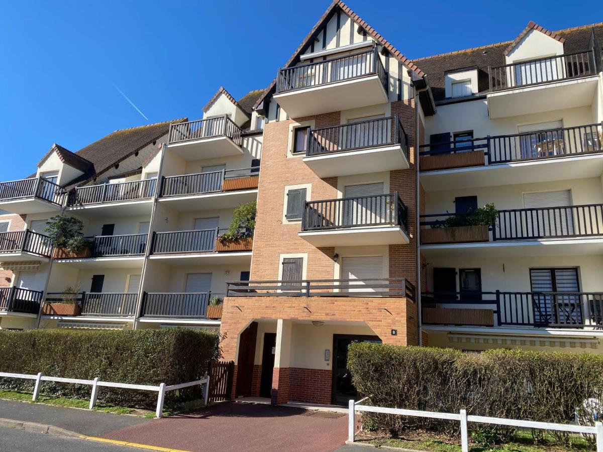 T2 Cosy Avec Acces Direct Apartment Cabourg